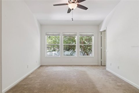 Townhouse in Orlando, Florida 3 bedrooms, 155.33 sq.m. № 2216095 - photo 27