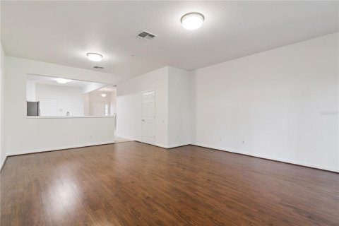 Townhouse in Orlando, Florida 3 bedrooms, 155.33 sq.m. № 2216095 - photo 12