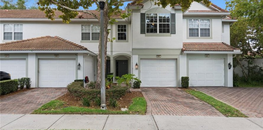 Townhouse in Orlando, Florida 3 bedrooms, 155.33 sq.m. № 2216095