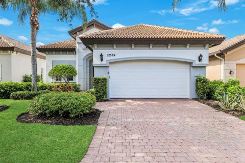 House in Estero, Florida 4 bedrooms, 183.48 sq.m. № 2238728 - photo 23