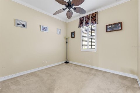 House in Estero, Florida 4 bedrooms, 183.48 sq.m. № 2238728 - photo 13