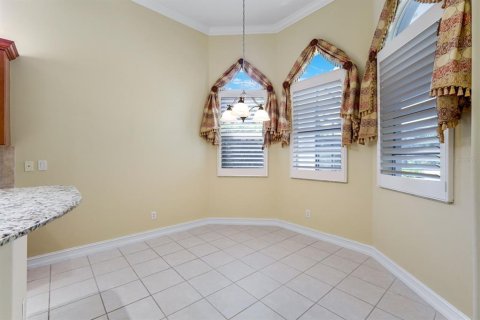House in Estero, Florida 4 bedrooms, 183.48 sq.m. № 2238728 - photo 12