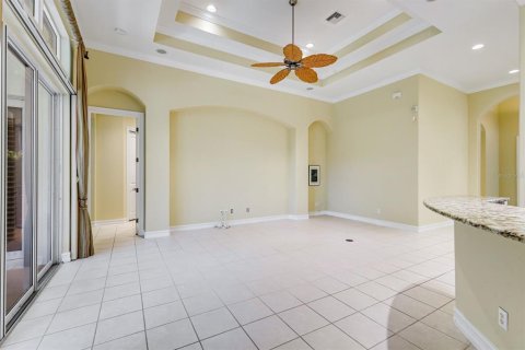 House in Estero, Florida 4 bedrooms, 183.48 sq.m. № 2238728 - photo 7