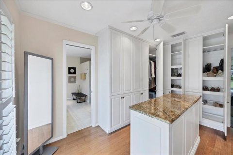 Купить виллу или дом в Сарасота, Флорида 12 комнат, 208.94м2, № 1919706 - фото 28