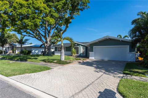 Casa en venta en Clearwater, Florida, 3 dormitorios, 206.99 m2 № 2227867 - foto 11