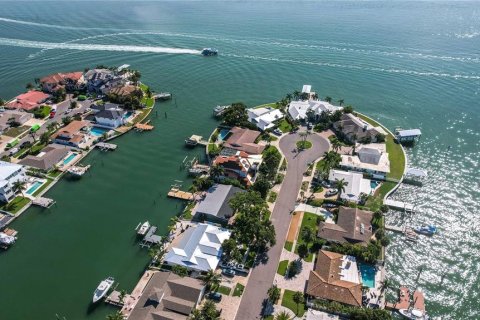 Casa en venta en Clearwater, Florida, 3 dormitorios, 206.99 m2 № 2227867 - foto 4