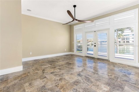 Casa en venta en Clearwater, Florida, 3 dormitorios, 206.99 m2 № 2227867 - foto 27