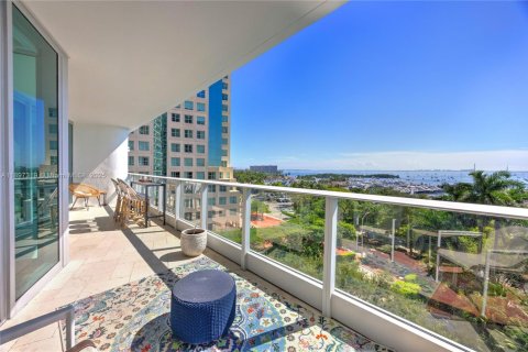 Condo in Miami, Florida, 3 bedrooms  № 1948609 - photo 7
