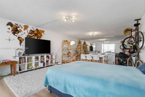 Condominio en venta en Hallandale Beach, Florida, 2 dormitorios, 130.06 m2 № 2008789 - foto 6