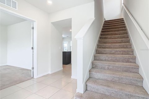 Villa ou maison à vendre à Kissimmee, Floride: 3 chambres, 176.51 m2 № 2233240 - photo 11