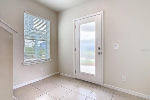 Villa ou maison à vendre à Kissimmee, Floride: 3 chambres, 176.51 m2 № 2233240 - photo 6