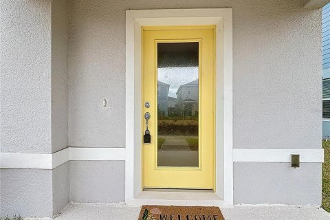Villa ou maison à vendre à Kissimmee, Floride: 3 chambres, 176.51 m2 № 2233240 - photo 4
