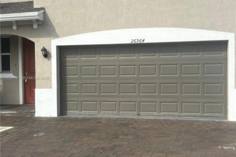 House in Homestead, Florida 4 bedrooms, 276.85 sq.m. № 2086556 - photo 3