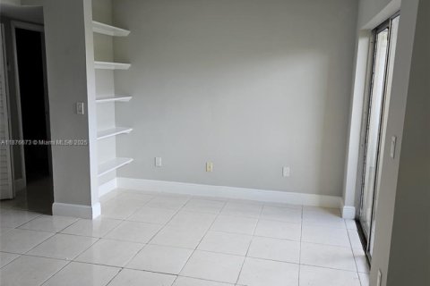 Condominio en alquiler en Pompano Beach, Florida, 1 dormitorio, 72.93 m2 № 1923654 - foto 6
