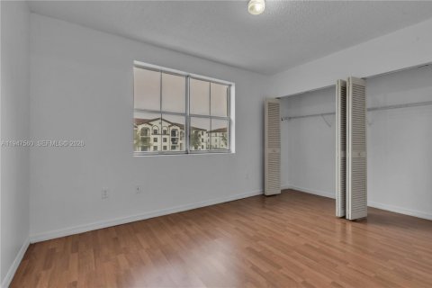 Adosado en alquiler en Miami, Florida, 3 dormitorios, 136.57 m2 № 2003662 - foto 24