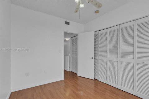 Adosado en alquiler en Miami, Florida, 3 dormitorios, 136.57 m2 № 2003662 - foto 27