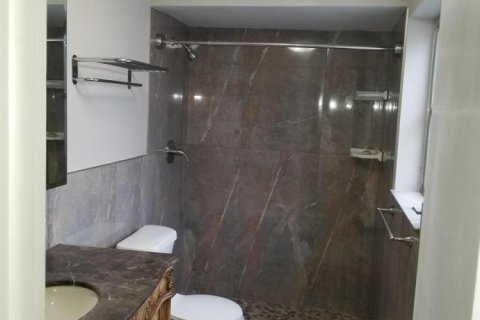 Купить кондоминиум в Санрайз, Флорида 1 комната, 122.72м2, № 2146318 - фото 4