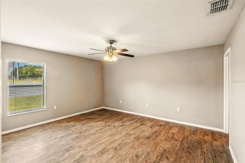 Villa ou maison à vendre à Lakeland, Floride: 3 chambres, 156.82 m2 № 1855947 - photo 12