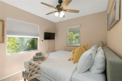 Villa ou maison à vendre à Saint Petersburg, Floride: 4 chambres, 115.94 m2 № 2431160 - photo 22