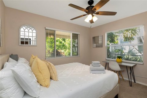 Villa ou maison à vendre à Saint Petersburg, Floride: 4 chambres, 115.94 m2 № 2431160 - photo 26