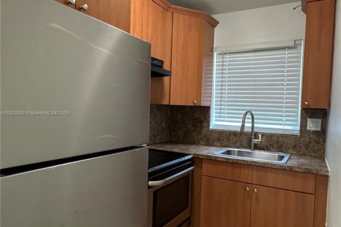 Appartement à louer à Fort Lauderdale, Floride № 1779258 - photo 8