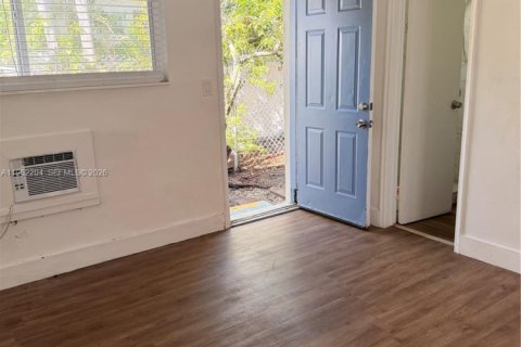 Apartment in Miami Beach, Florida 1 bedroom № 2006577 - photo 3