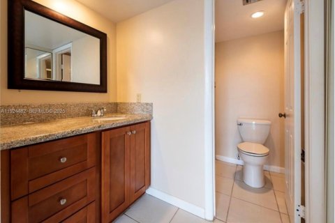 Copropriété à vendre à Davie, Floride: 2 chambres, 128.67 m2 № 1982914 - photo 7