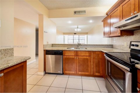 Copropriété à vendre à Davie, Floride: 2 chambres, 128.67 m2 № 1982914 - photo 3