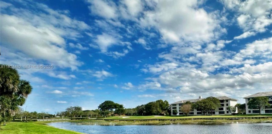 Condo à Davie, Floride, 2 chambres № 1982914