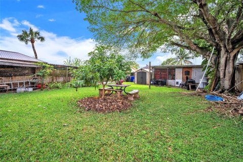 House in North Lauderdale, Florida 2 bedrooms, 88.72 sq.m. № 2011519 - photo 27