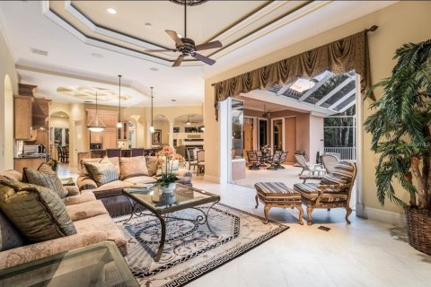 House in Sarasota, Florida 4 bedrooms, 368.17 sq.m. № 1580196 - photo 24