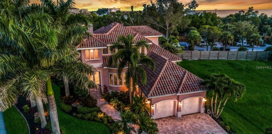 Villa ou maison à Sarasota, Floride 4 chambres, 368.17 m2 № 1580196