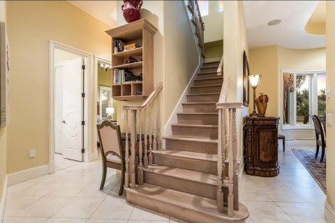 House in Sarasota, Florida 4 bedrooms, 368.17 sq.m. № 1580196 - photo 8