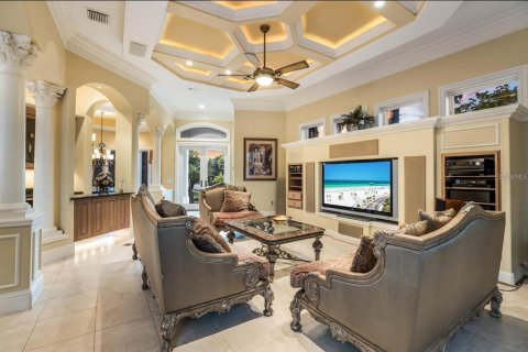 House in Sarasota, Florida 4 bedrooms, 368.17 sq.m. № 1580196 - photo 12