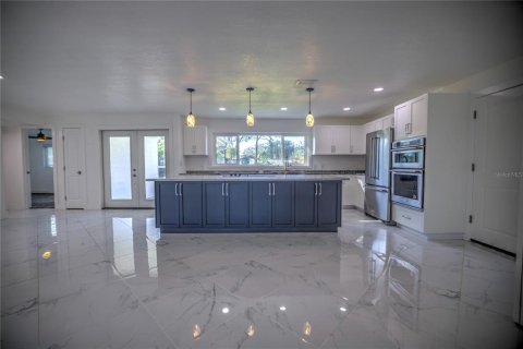 House in Dunedin, Florida 3 bedrooms, 144.56 sq.m. № 1447228 - photo 20