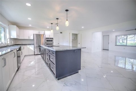 House in Dunedin, Florida 3 bedrooms, 144.56 sq.m. № 1447228 - photo 27