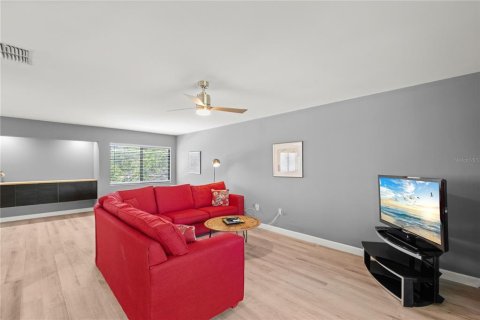 Condo in Sarasota, Florida, 2 bedrooms № 2111394 - photo 22