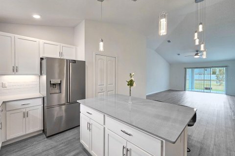 House in Palm Coast, Florida 3 bedrooms, 139.35 sq.m. № 1734521 - photo 7