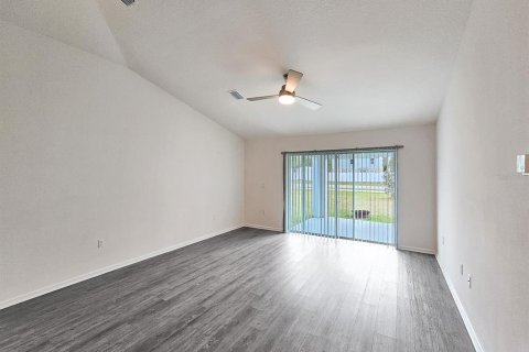 House in Palm Coast, Florida 3 bedrooms, 139.35 sq.m. № 1734521 - photo 29
