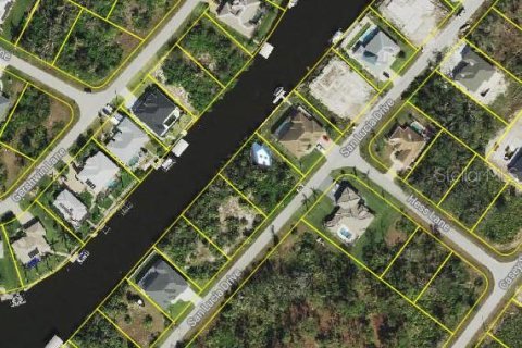 Land in Port Charlotte, Florida № 1334876 - photo 1