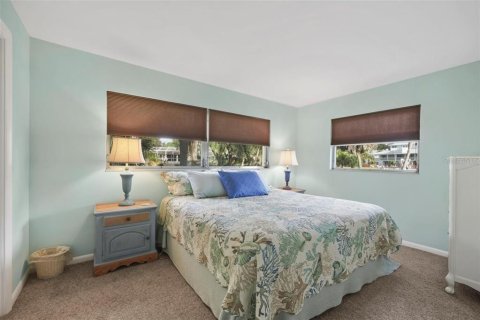 House in Placida, Florida 3 bedrooms, 168.8 sq.m. № 1139840 - photo 24