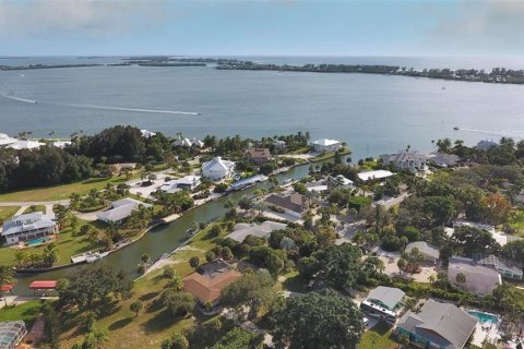 House in Placida, Florida 3 bedrooms, 168.8 sq.m. № 1139840 - photo 4