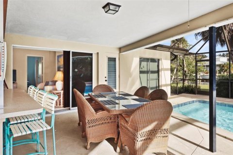 House in Placida, Florida 3 bedrooms, 168.8 sq.m. № 1139840 - photo 27