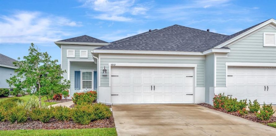 Casa en Parrish, Florida 2 dormitorios, 133.69 m2 № 1911690