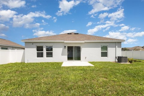 House in Lake Wales, Florida 3 bedrooms, 144.46 sq.m. № 1918070 - photo 7