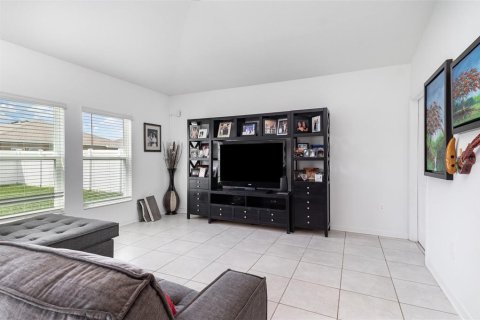 House in Lake Wales, Florida 3 bedrooms, 144.46 sq.m. № 1918070 - photo 16