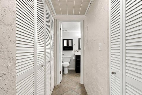 Copropriété à louer à Clearwater, Floride: 1 chambre, 57.97 m2 № 2385569 - photo 15