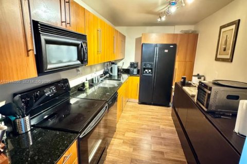 Снять в аренду кондоминиум в Холливуд, Флорида 1 спальня, 103.4м2, № 2004281 - фото 12