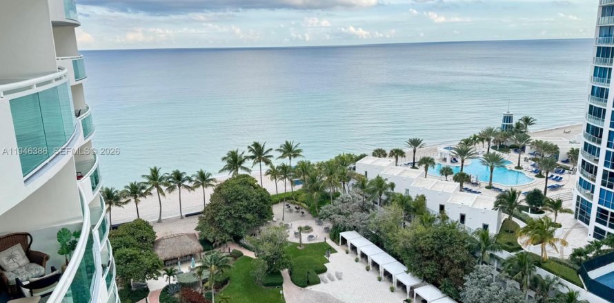 Кондоминиум с 1 спальней в Холливуд, Флорида № 2004281