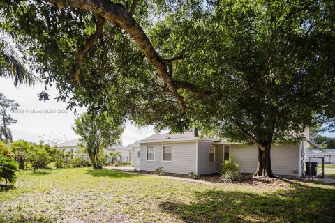 Casa en venta en Port St. Lucie, Florida, 3 dormitorios, 127.28 m2 № 1712822 - foto 7